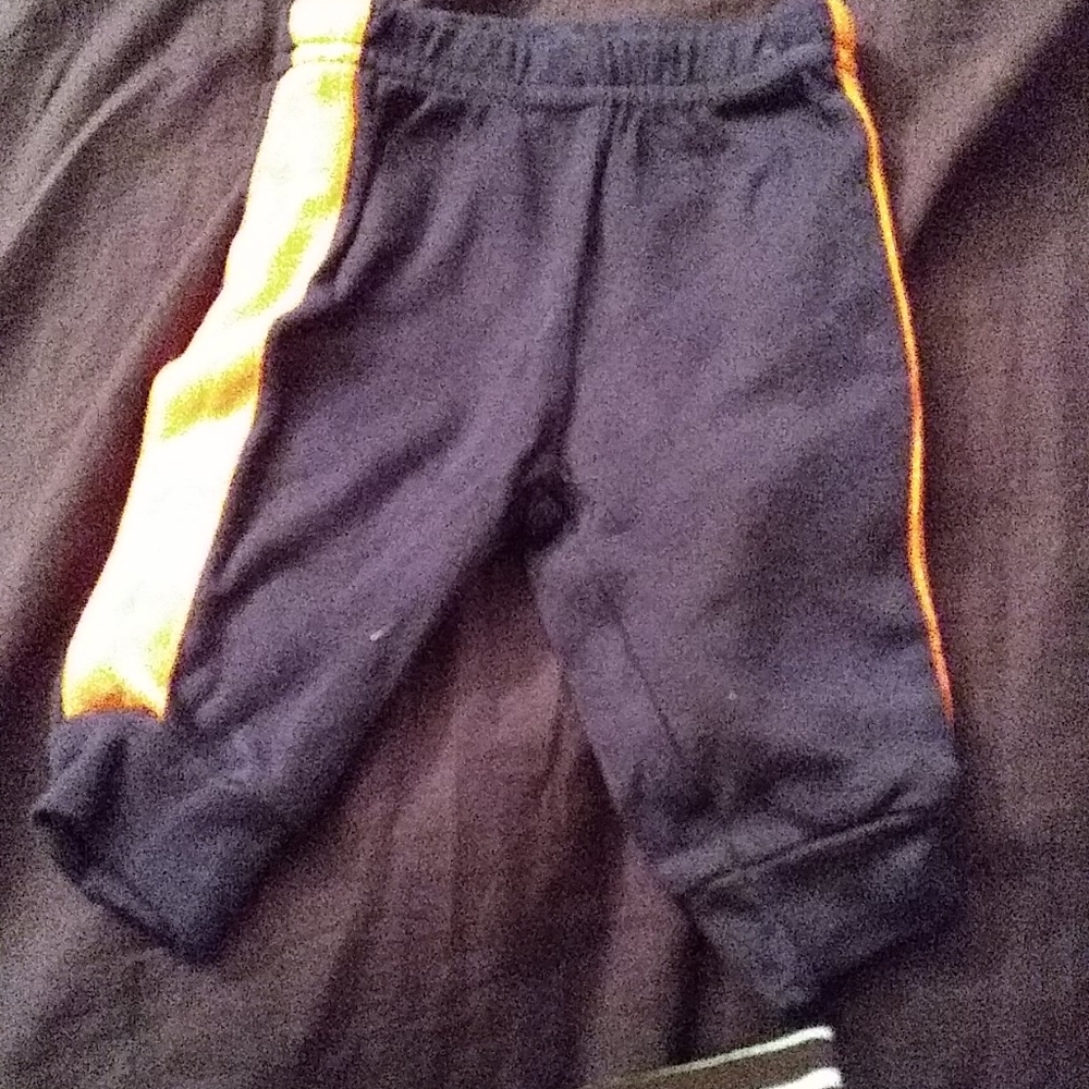 Boys NB clothes - Picture 4 of 4